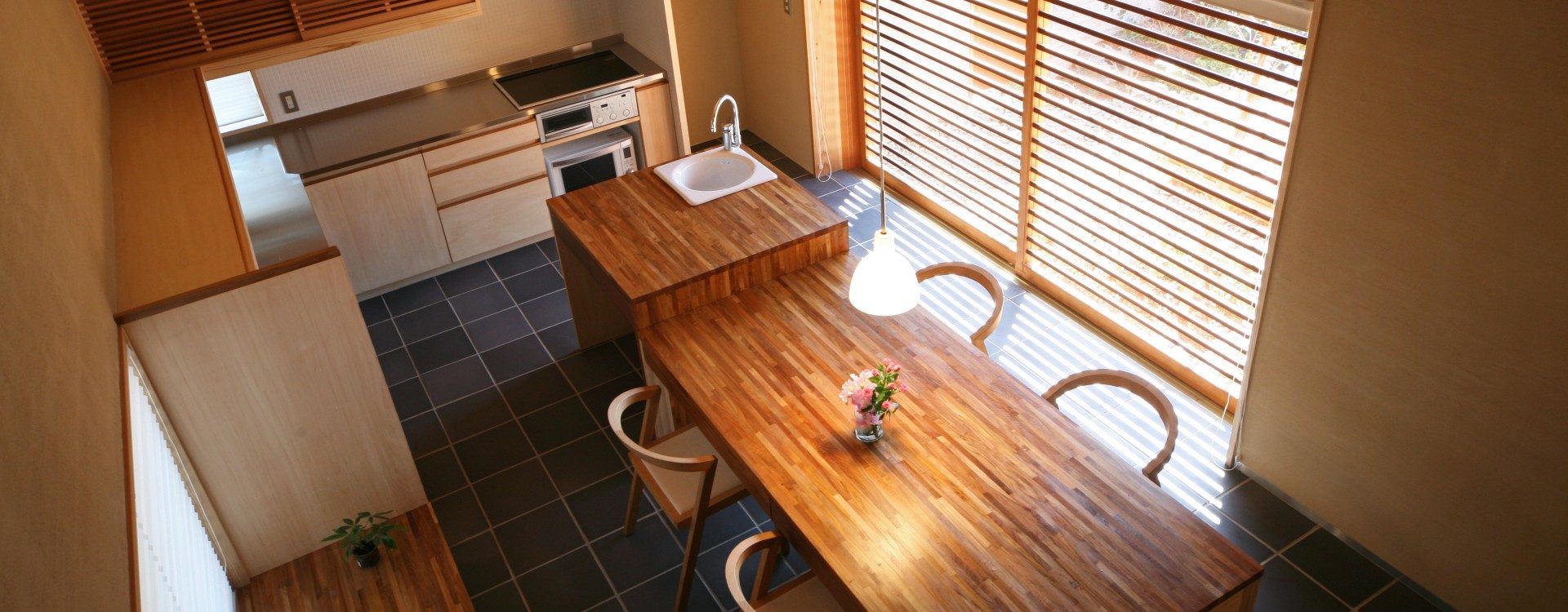 豊かな木の香りのなかで健康に暮らす。ワンランク上の木造住宅｜木の家 グリーンハウス