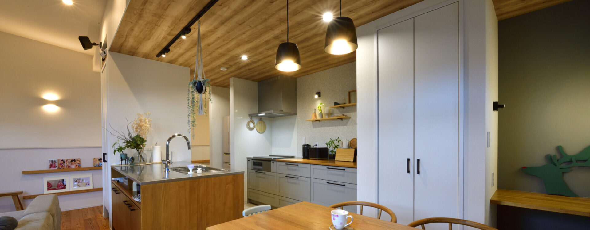 豊かな木の香りのなかで健康に暮らす。ワンランク上の木造住宅｜木の家 グリーンハウス